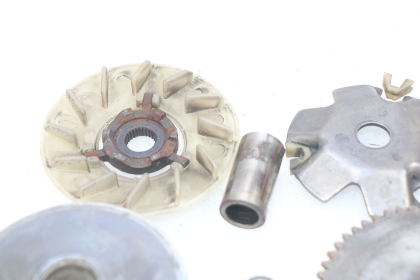 photo de VARIATOR BAOTIAN BT 50 QT-12 50 (2007 - 2009) - Technische close-up