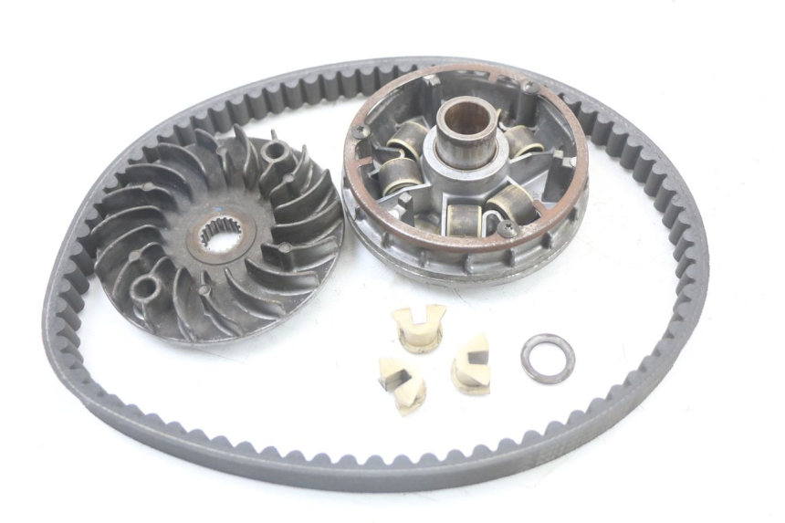 photo de VARIATOR SUZUKI BURGMAN 125 (2007 - 2014) - Zoom op gebruiksstaat