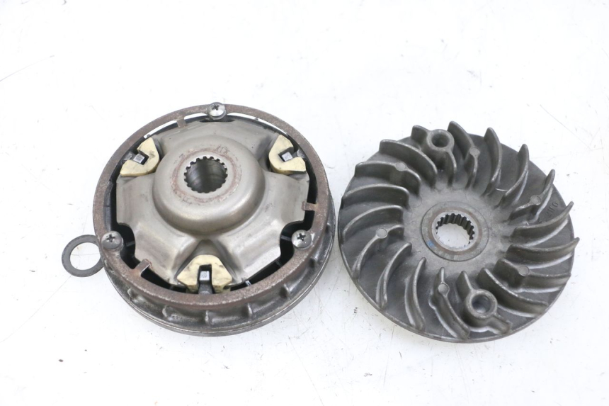 photo de VARIATOR SUZUKI BURGMAN 125 (2007 - 2014) - Zoom op gebruiksstaat