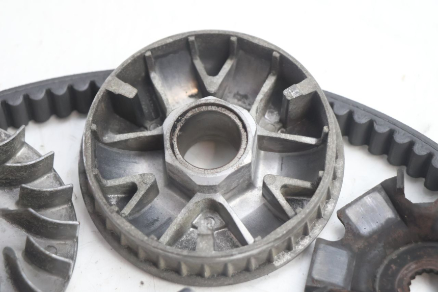 photo de VARIATOR YAMAHA BW'S BWS 125 (2010 - 2013) - Zoom op gebruiksstaat
