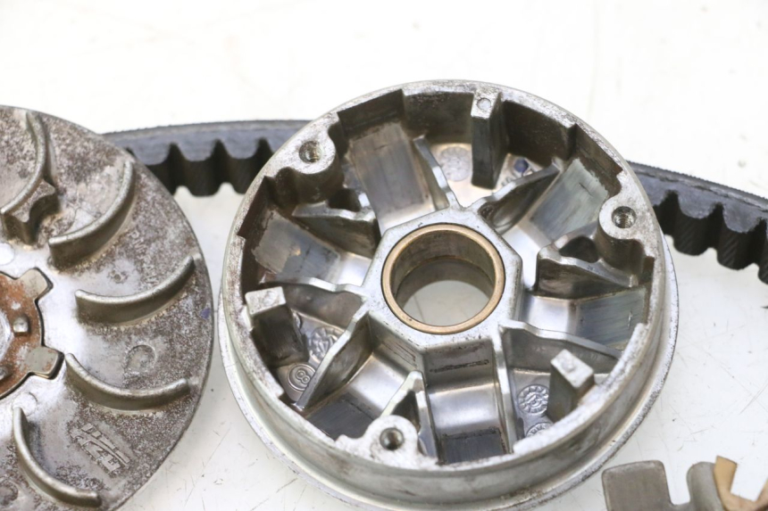 photo de VARIATOR PEUGEOT CITYSTAR 2T 50 (2018 - 2021) - Kenmerkende details