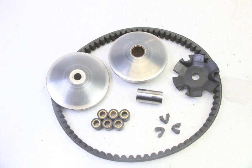 photo de VARIATOR PEUGEOT CITYSTAR 50 (2013 - 2017) - Detail van het onderdeel