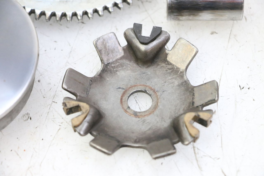 photo de VARIATOR PEUGEOT ELYSTAR 50 (2002 - 2014) - Technische close-up