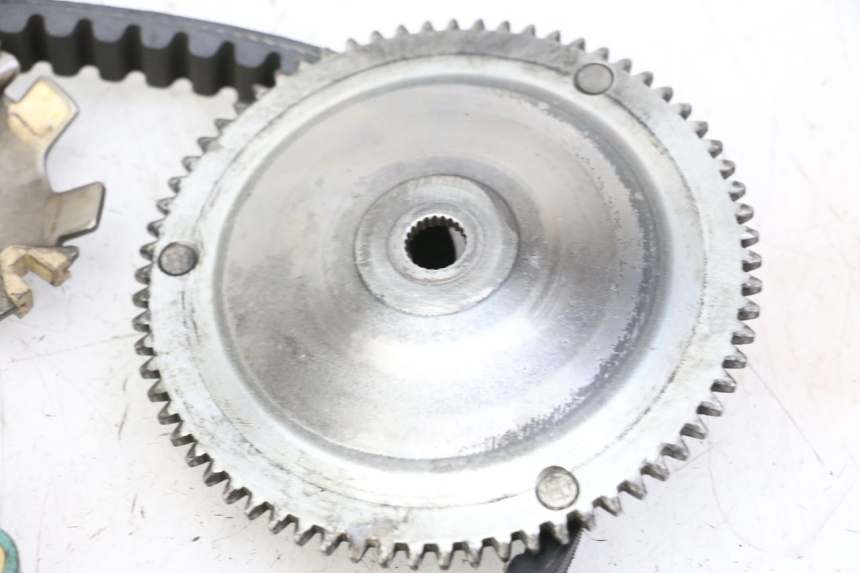 photo de VARIATOR PEUGEOT ELYSTAR 50 (2002 - 2014) - Bevestigingspunten