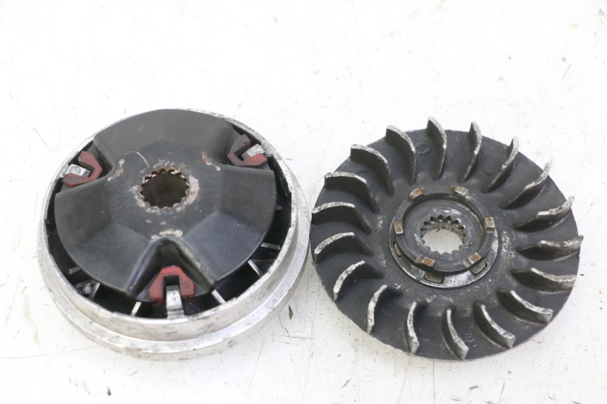 photo de VARIATOR KEEWAY F-ACT FACT 50 (2006 - 2011) - Detail van het onderdeel