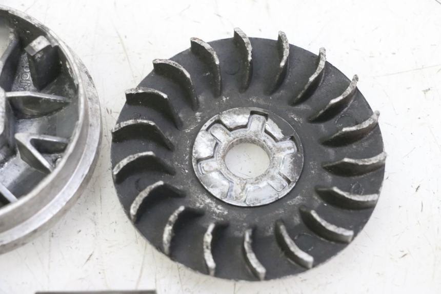 photo de VARIATOR KEEWAY F-ACT FACT 50 (2006 - 2011) - Detailaanzicht