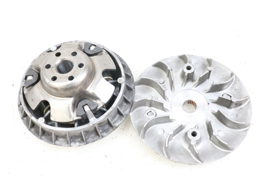 photo de VARIATOR HONDA FES PANTHEON 2T 125 (1998 - 2002) - Detail van het onderdeel