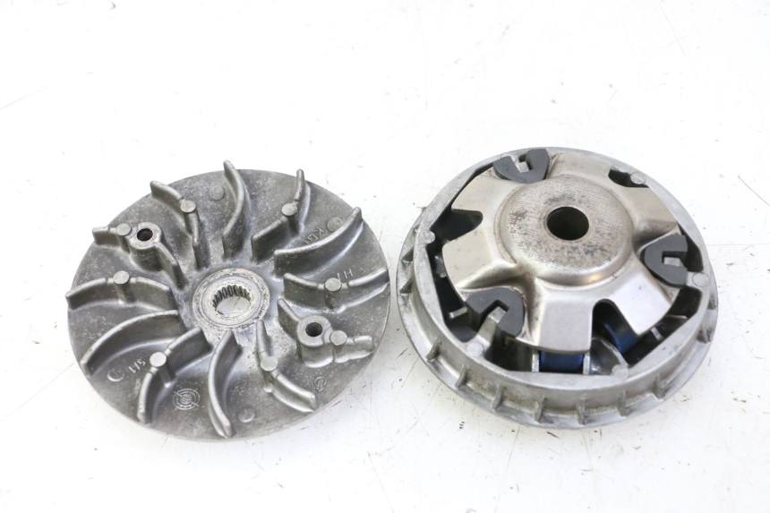 photo de VARIATOR HONDA FES S-WING SWING ABS 125 (2007 - 2015) - Andere kijkhoek