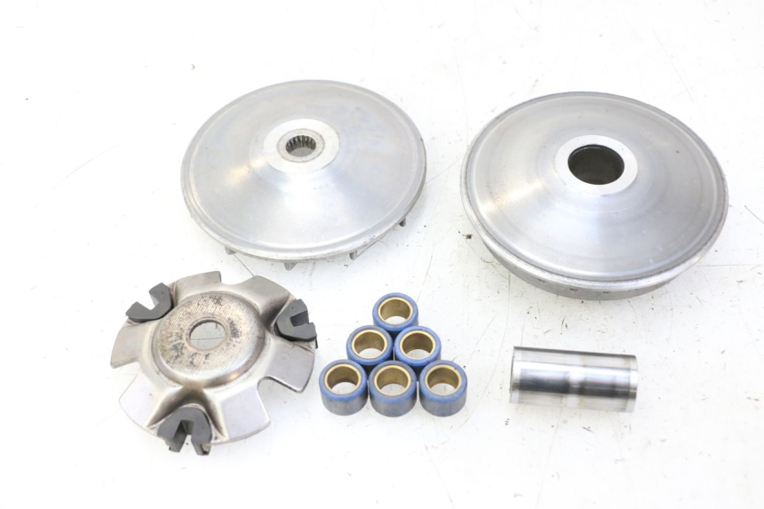 photo de VARIATOR HONDA FES S-WING SWING ABS 125 (2007 - 2015) - Technische close-up