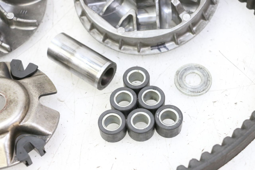 photo de VARIATOR HONDA FES S-WING SWING ABS 125 (2007 - 2015) - Gecontroleerd onderdeel