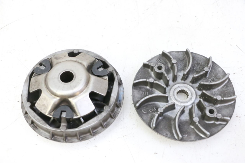 photo de VARIATOR HONDA FES S-WING SWING ABS 125 (2007 - 2015) - Andere kijkhoek