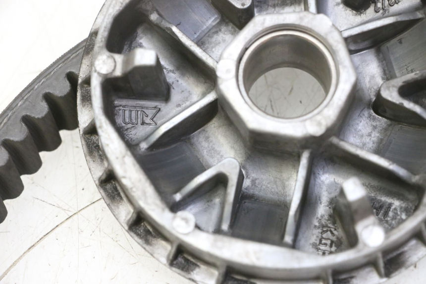 photo de VARIATOR HONDA FES S-WING SWING ABS 125 (2007 - 2015) - Detailaanzicht