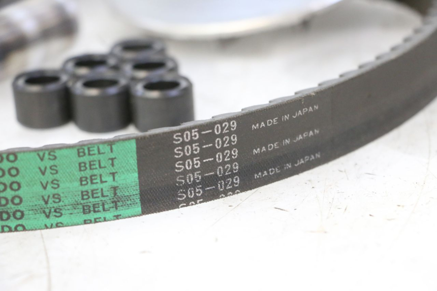 photo de VARIATOR HONDA FES S-WING SWING ABS 125 (2007 - 2015) - Zoom op gebruiksstaat