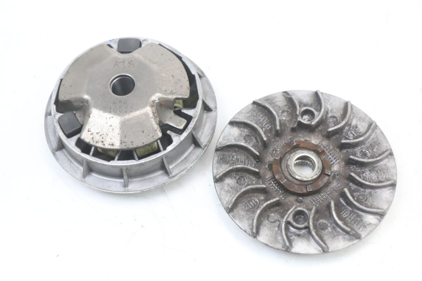 photo de VARIATOR SYM FIDDLE 3 III 50 (2014 - 2020) - Andere kijkhoek