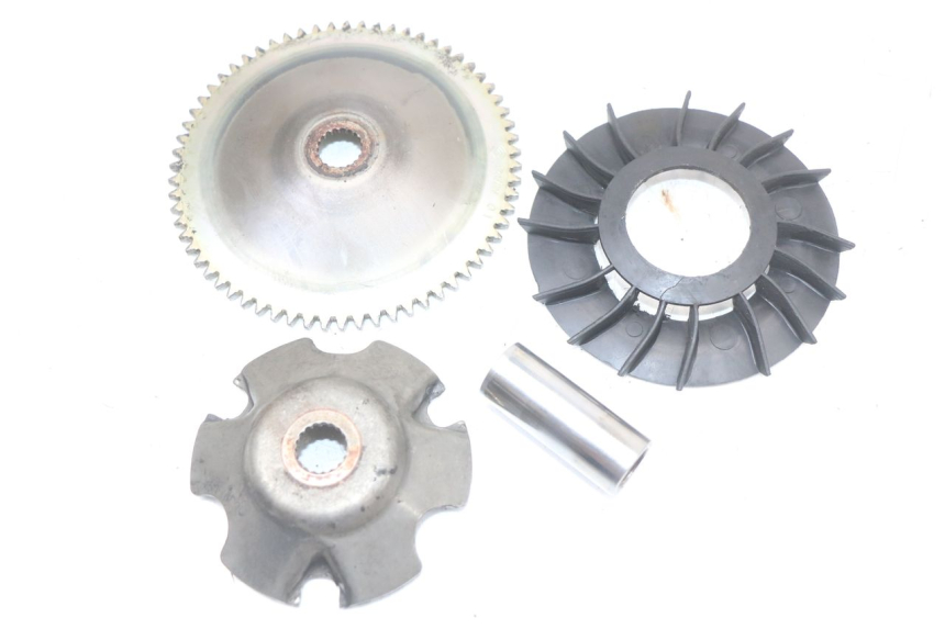 photo de VARIATOR PIAGGIO FLY 2T 50 (2004 - 2017) - Zoom op gebruiksstaat