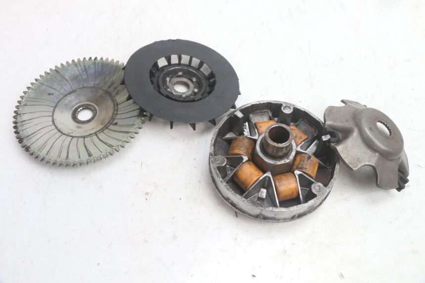 photo de VARIATOR PIAGGIO FLY 2T 50 (2004 - 2017) - Andere kijkhoek