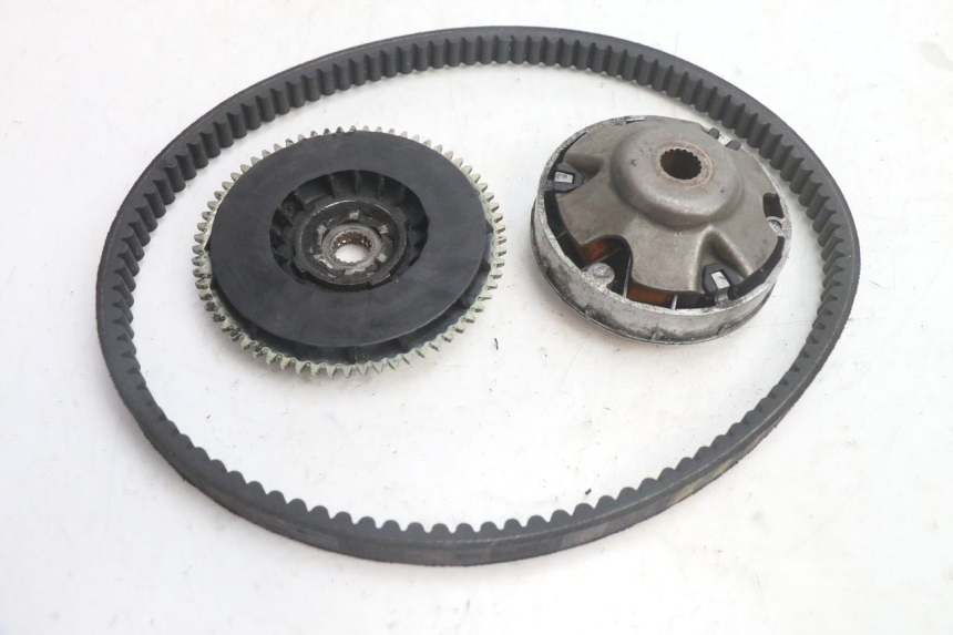 photo de VARIATOR PIAGGIO FLY 2T 50 (2004 - 2017) - Technische close-up