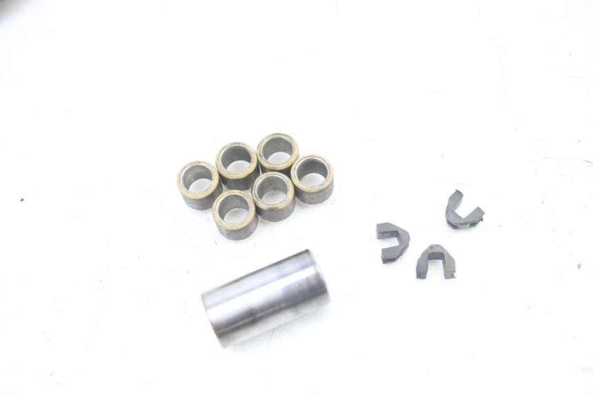 photo de VARIATOR VENESI FLY RETRO 4T 50 (2020 - 2025) - Overzicht