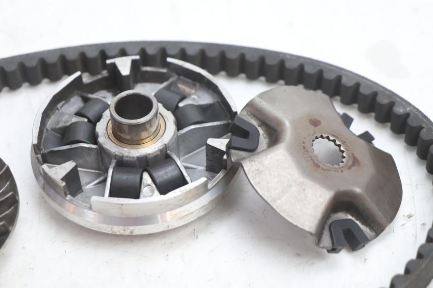 photo de VARIATOR KEEWAY FOCUS 50 (2006 - 2009) - Kenmerkende details
