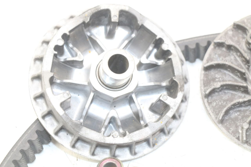 photo de VARIATOR HONDA FORZA 125 (2015 - 2016) - Zoom op gebruiksstaat