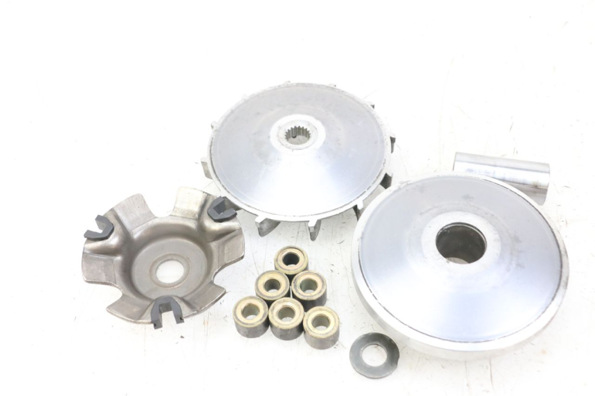 photo de VARIATOR GOES WIKI 125 (2010 - 2015) - Andere kijkhoek