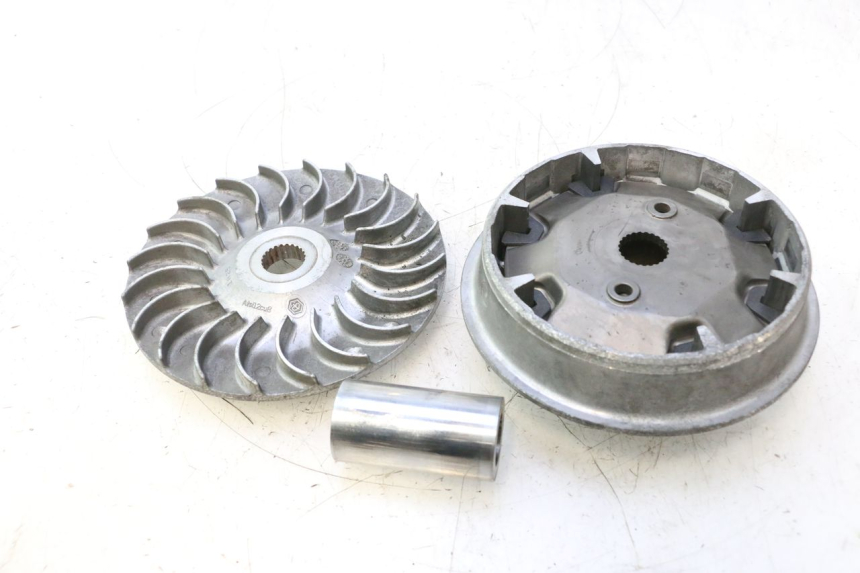 photo de VARIATOR GILERA GP 800 (2007 - 2013) - Zoom op componenten