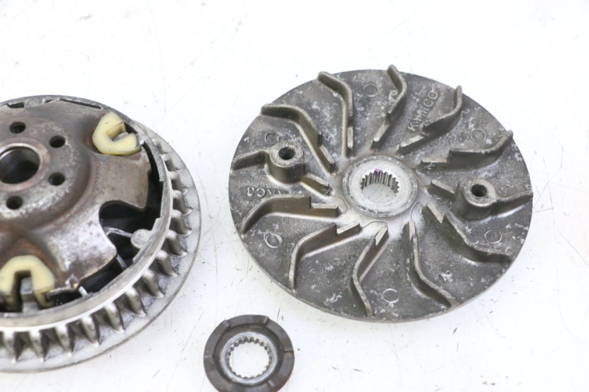 photo de VARIATOR KYMCO GRAND DINK 125 (2002 - 2007) - Detail van het onderdeel
