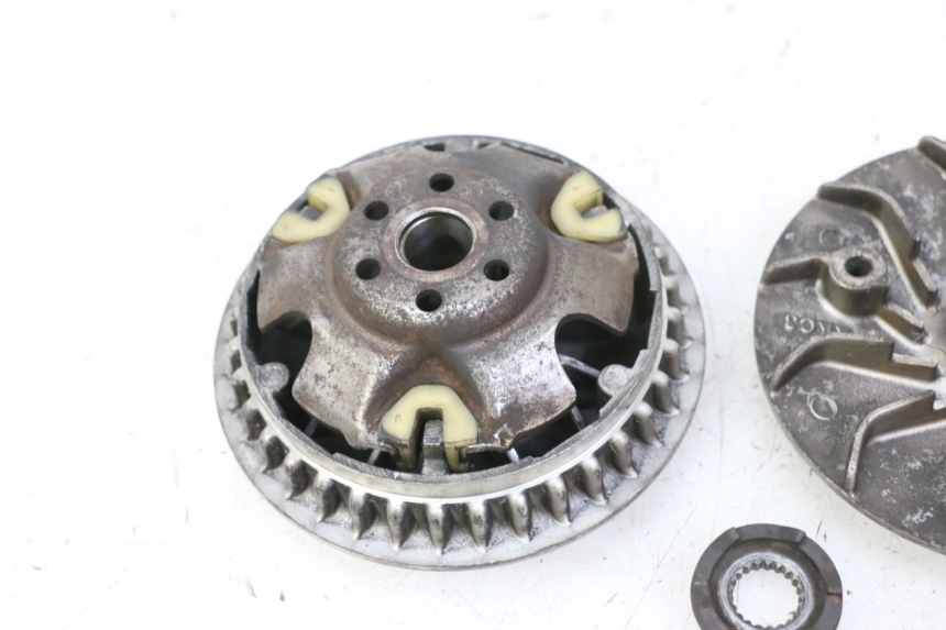 photo de VARIATOR KYMCO GRAND DINK 125 (2002 - 2007) - Zoom op gebruiksstaat