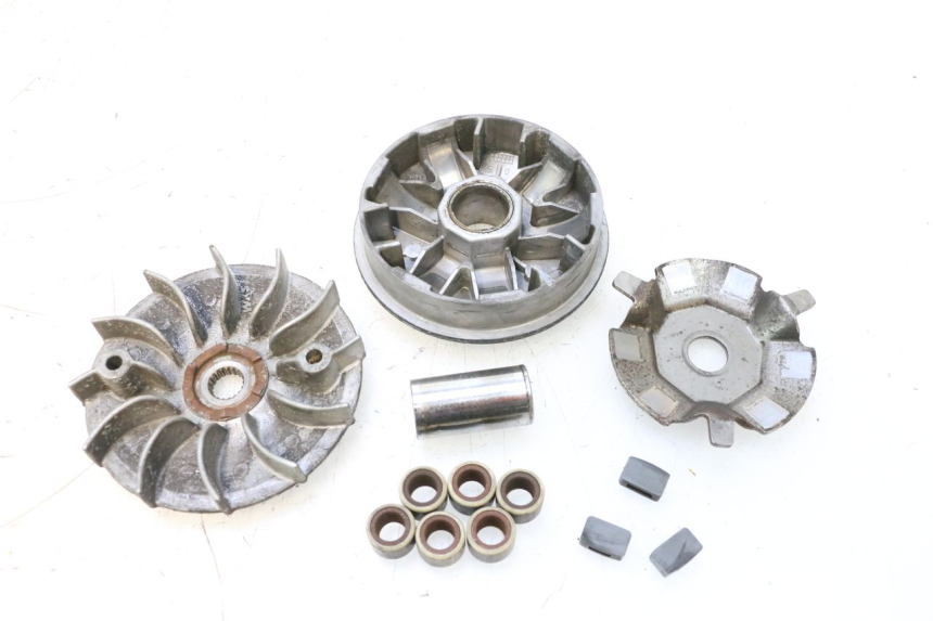 photo de VARIATOR SYM GTS EVO 125 (2009 - 2013) - Hoofdaanzicht