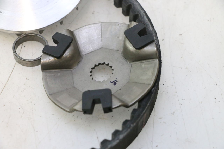 photo de VARIATOR KEEWAY HURRICANE 50 (2006 - 2019) - Technische close-up