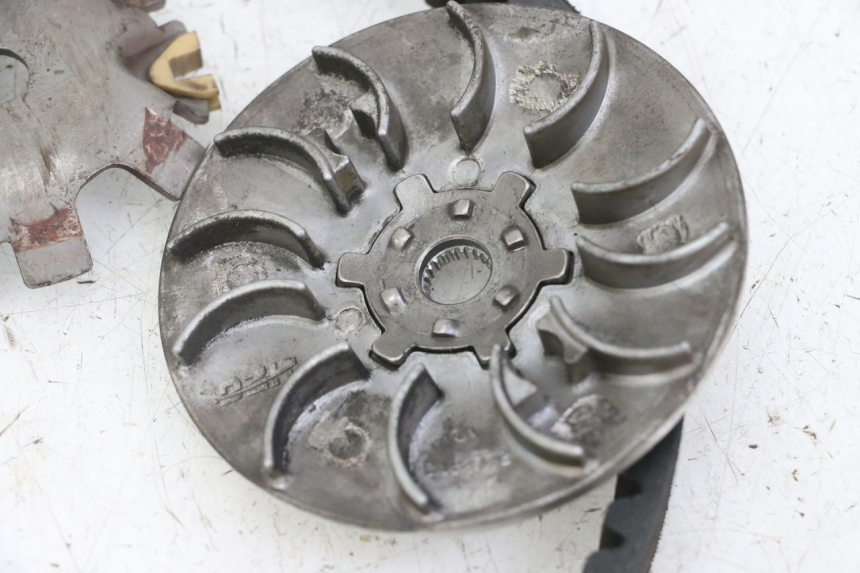 photo de VARIATOR PEUGEOT KISBEE 2T 50 (2018 - 2022) - Detailaanzicht