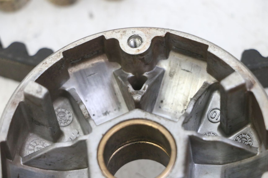 photo de VARIATOR PEUGEOT KISBEE 2T 50 (2018 - 2022) - Overzicht