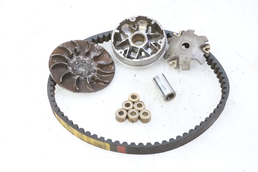 photo de VARIATOR PEUGEOT KISBEE 2T 50 (2010 - 2017) - Hoofdaanzicht