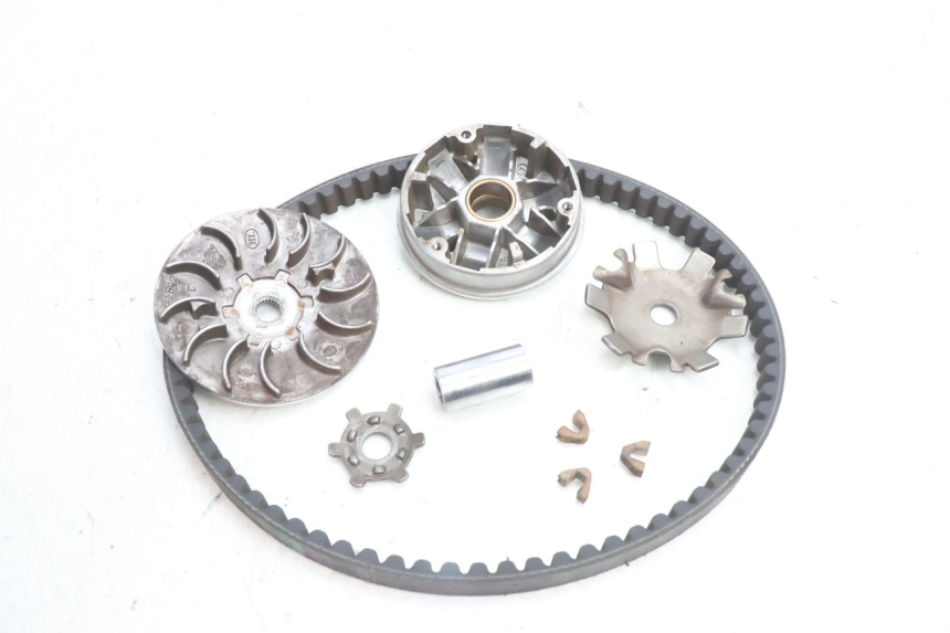 photo de VARIATOR PEUGEOT KISBEE 2T 50 (2010 - 2017) - Hoofdaanzicht