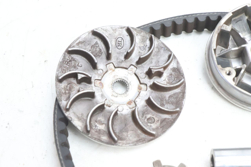 photo de VARIATOR PEUGEOT KISBEE 2T 50 (2010 - 2017) - Detail van het onderdeel