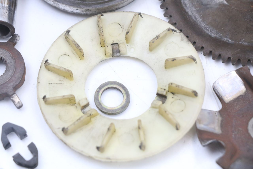 photo de VARIATOR PEUGEOT KISBEE 4T 50 (2018 - 2022) - Overzicht