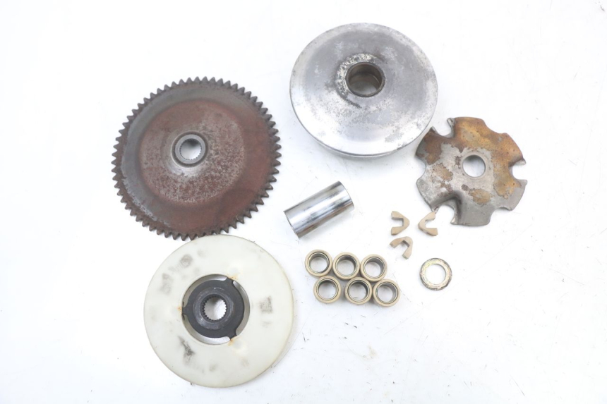 photo de VARIATOR PEUGEOT KISBEE 4T 50 (2010 - 2017) - Detail van het onderdeel