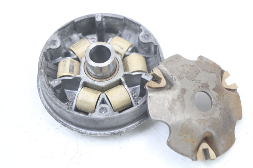 photo de VARIATOR PEUGEOT KISBEE 4T 50 (2010 - 2017) - Technische close-up