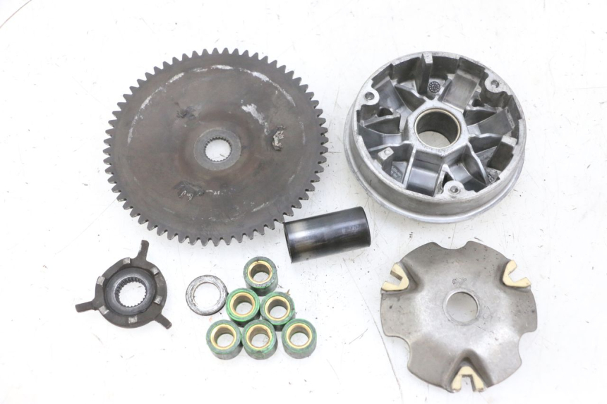 photo de VARIATOR PEUGEOT KISBEE 4T 50 (2010 - 2017) - Hoofdaanzicht