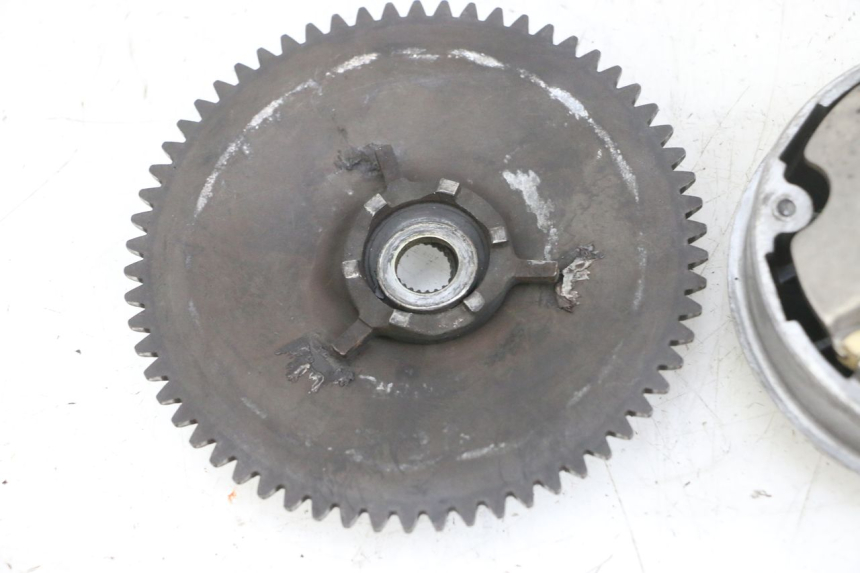 photo de VARIATOR PEUGEOT KISBEE 4T 50 (2010 - 2017) - Detail van het onderdeel