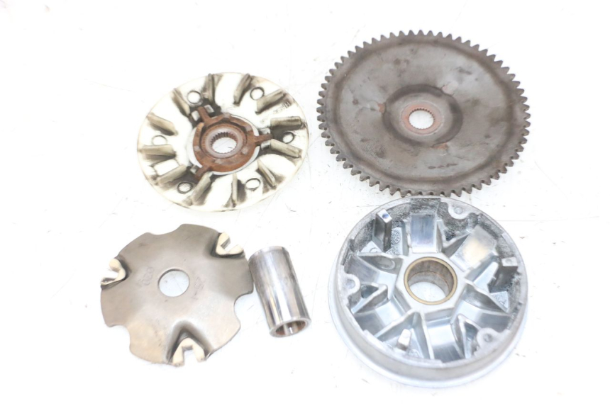 photo de VARIATOR PEUGEOT KISBEE 4T 50 (2010 - 2017) - Hoofdaanzicht