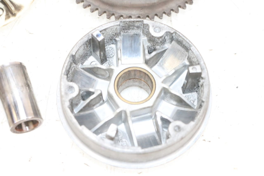 photo de VARIATOR PEUGEOT KISBEE 4T 50 (2010 - 2017) - Staat van het oppervlak