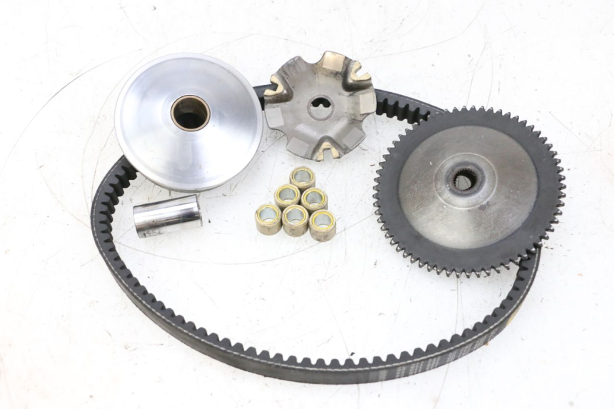 photo de VARIATOR PEUGEOT KISBEE 4T 50 (2018 - 2022) - Bevestigingspunten