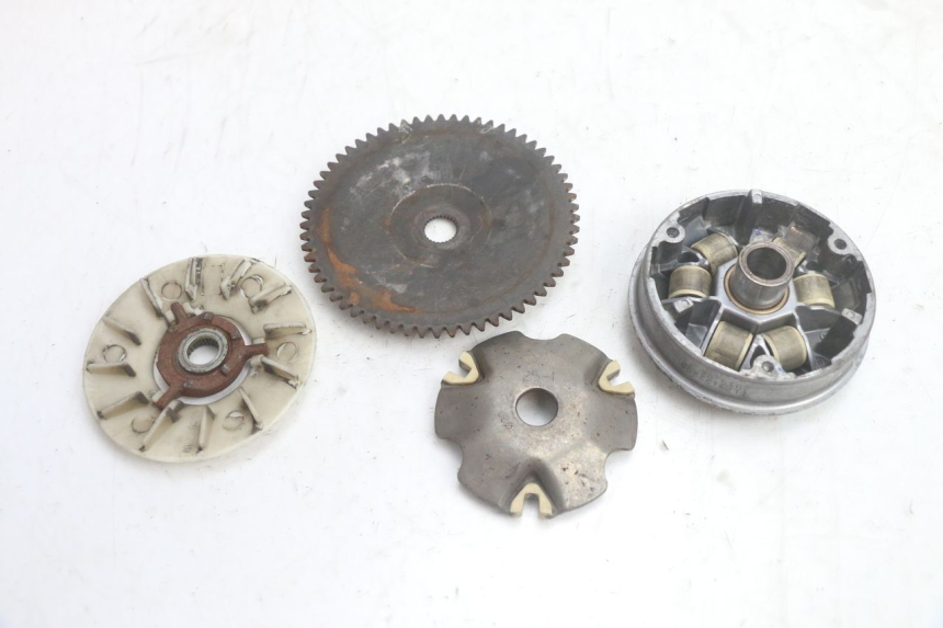 photo de VARIATOR PEUGEOT KISBEE 4T 50 (2018 - 2022) - Hoofdaanzicht