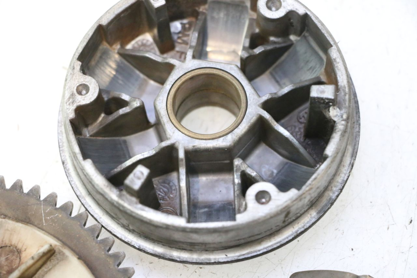 photo de VARIATOR PEUGEOT KISBEE 4T 50 (2010 - 2017) - Markeringen en referenties