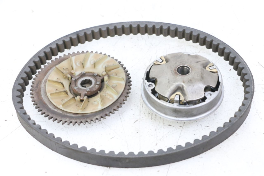 photo de VARIATOR KYMCO AGILITY 4T 50 (2018 - 2022) - Andere kijkhoek