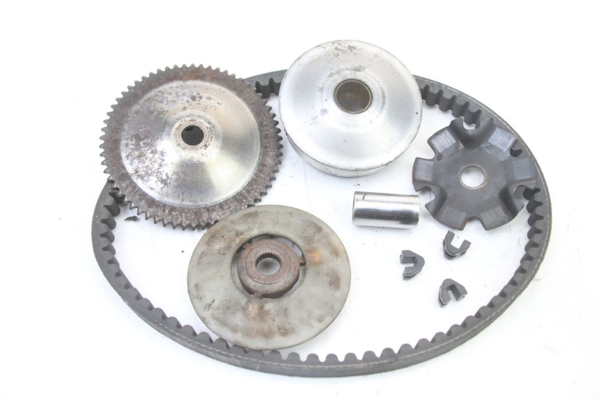 photo de VARIATOR KYMCO DINK 4T 50 (2007 - 2018) - Detail van het onderdeel