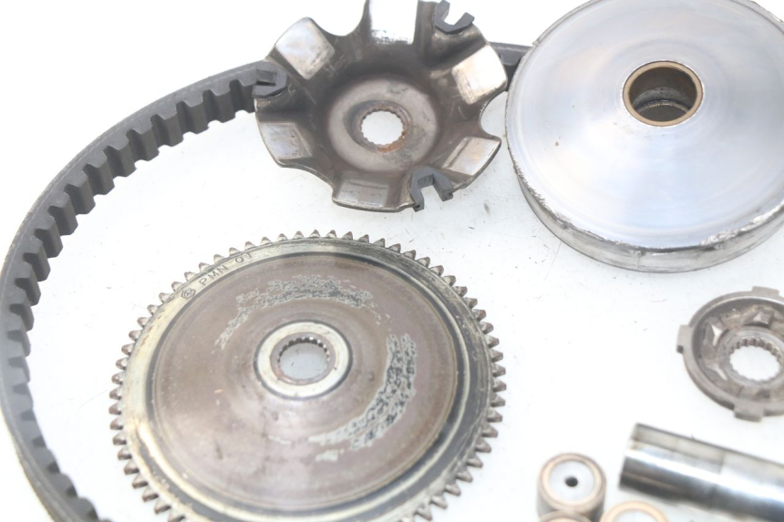 photo de VARIATOR PIAGGIO LIBERTY 4T 50 (2009 - 2015) - Technische close-up