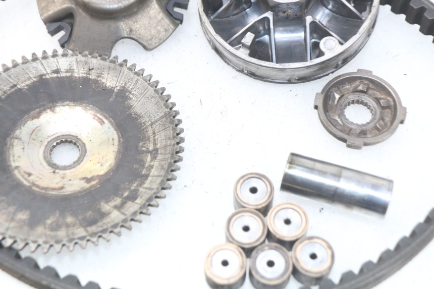 photo de VARIATOR PIAGGIO LIBERTY 4T 50 (2009 - 2015) - Staat van het oppervlak