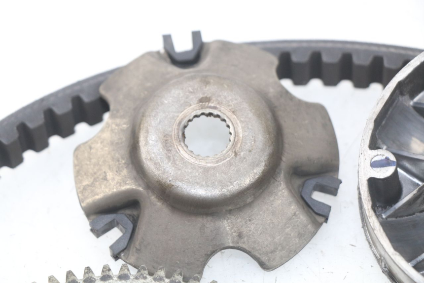 photo de VARIATOR PIAGGIO LIBERTY 4T 50 (2009 - 2015) - Markeringen en referenties